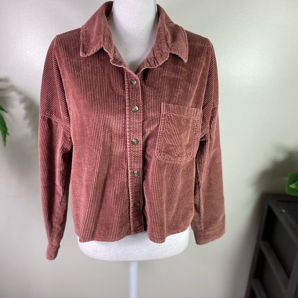 American Eagle women corduroy cropped collared buttoned shirt pocket Sz M rust - Picture 6 of 10
